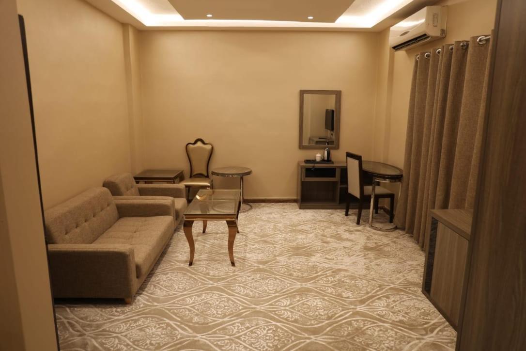 Al Shaiki Hotel Al Al Jubail Esterno foto